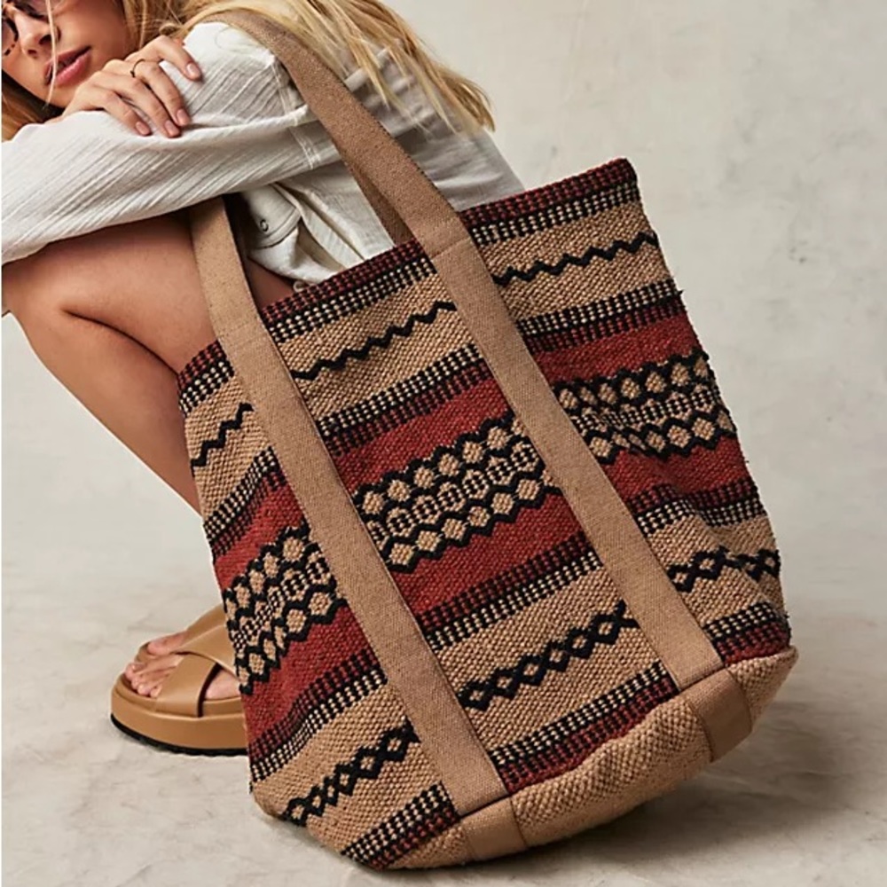 Free people Gold Coast beach tote